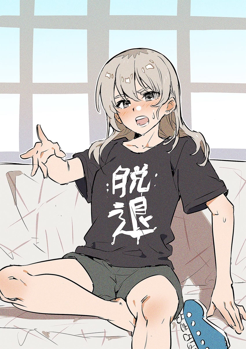 少女乐队的呐喊、河原木桃香 1名女孩 赤脚 黑衬衫 脸红 已打码