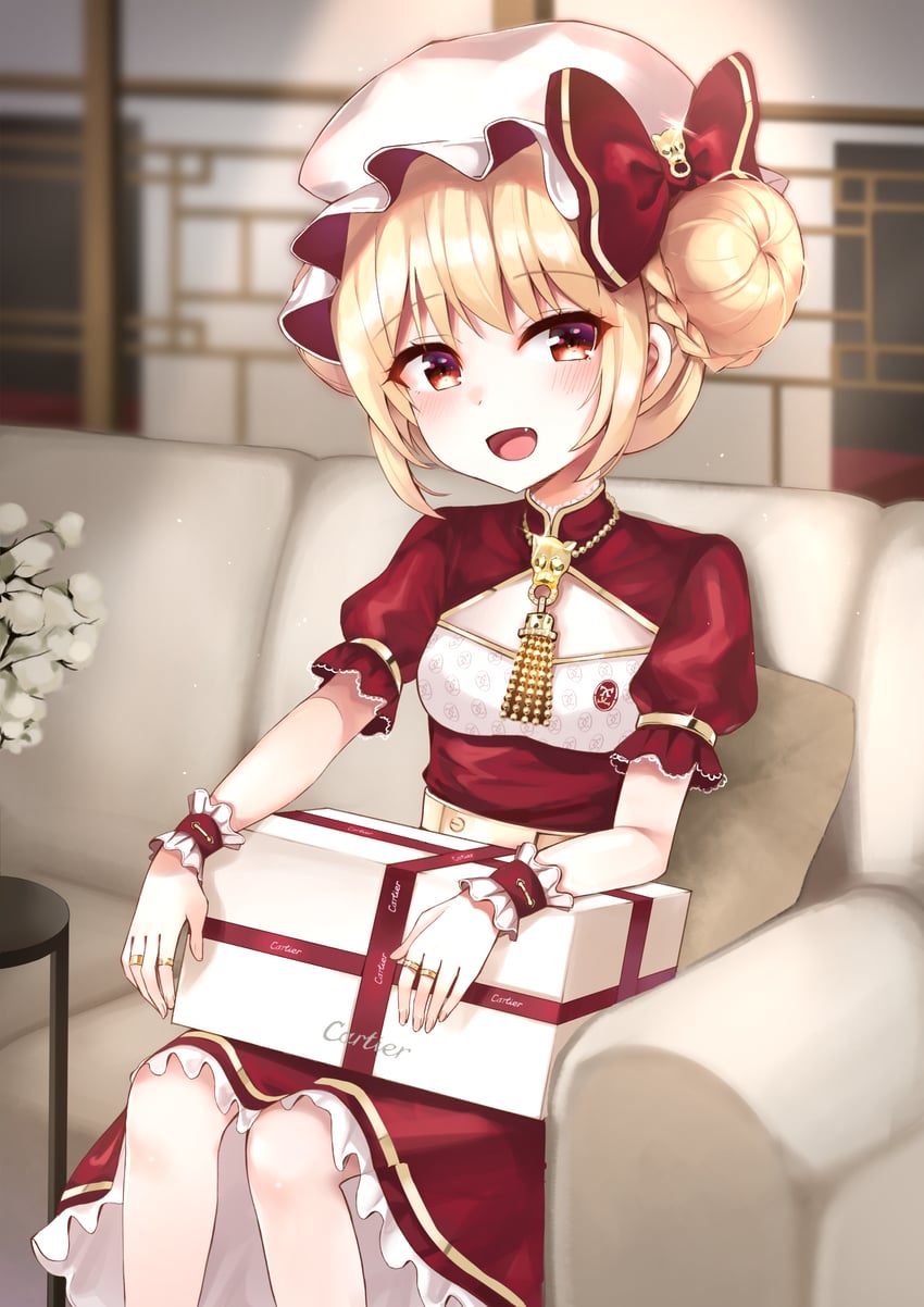 东方Project、芙兰朵露·斯卡蕾特 1名女孩 替换服装 不同发型 金发 脸红