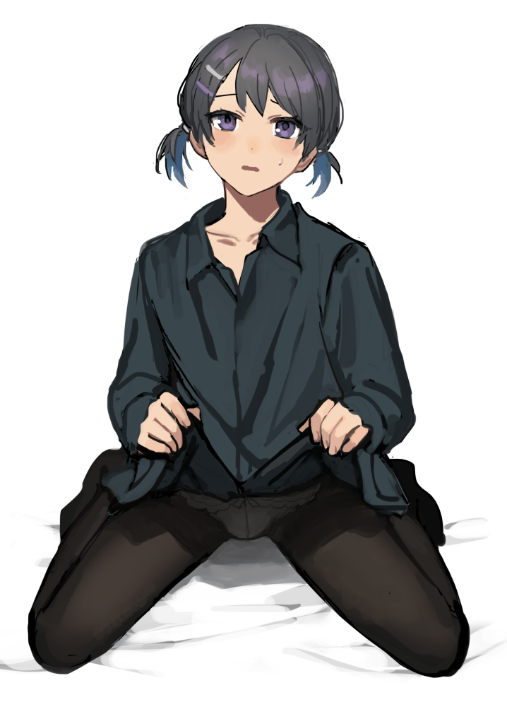 原创、佩戴发夹的男孩 (sunaba_(nczd5875)) 1名男孩 床单 黑色连裤袜 蓝发 脸红