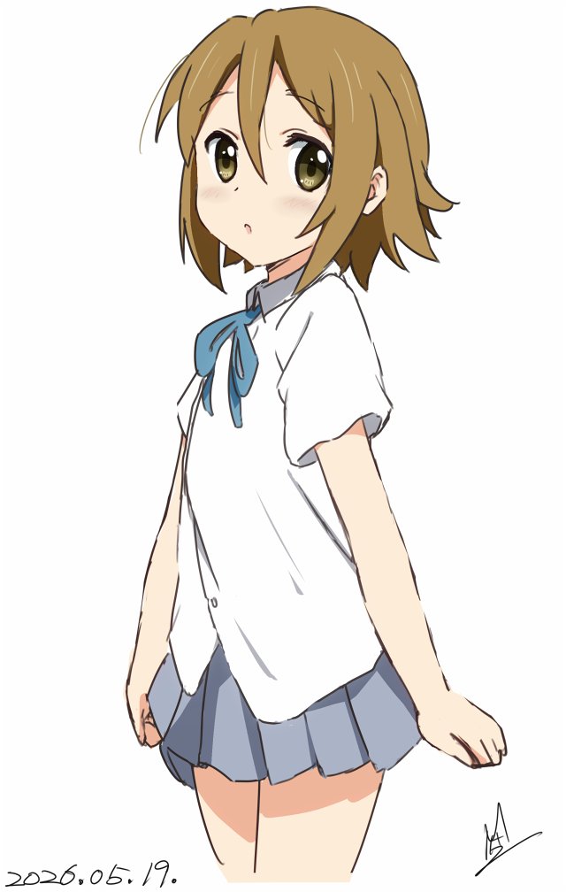 轻音少女、田井中律 1名女孩 蓝色丝带 棕眼睛 棕发 有领衬衫
