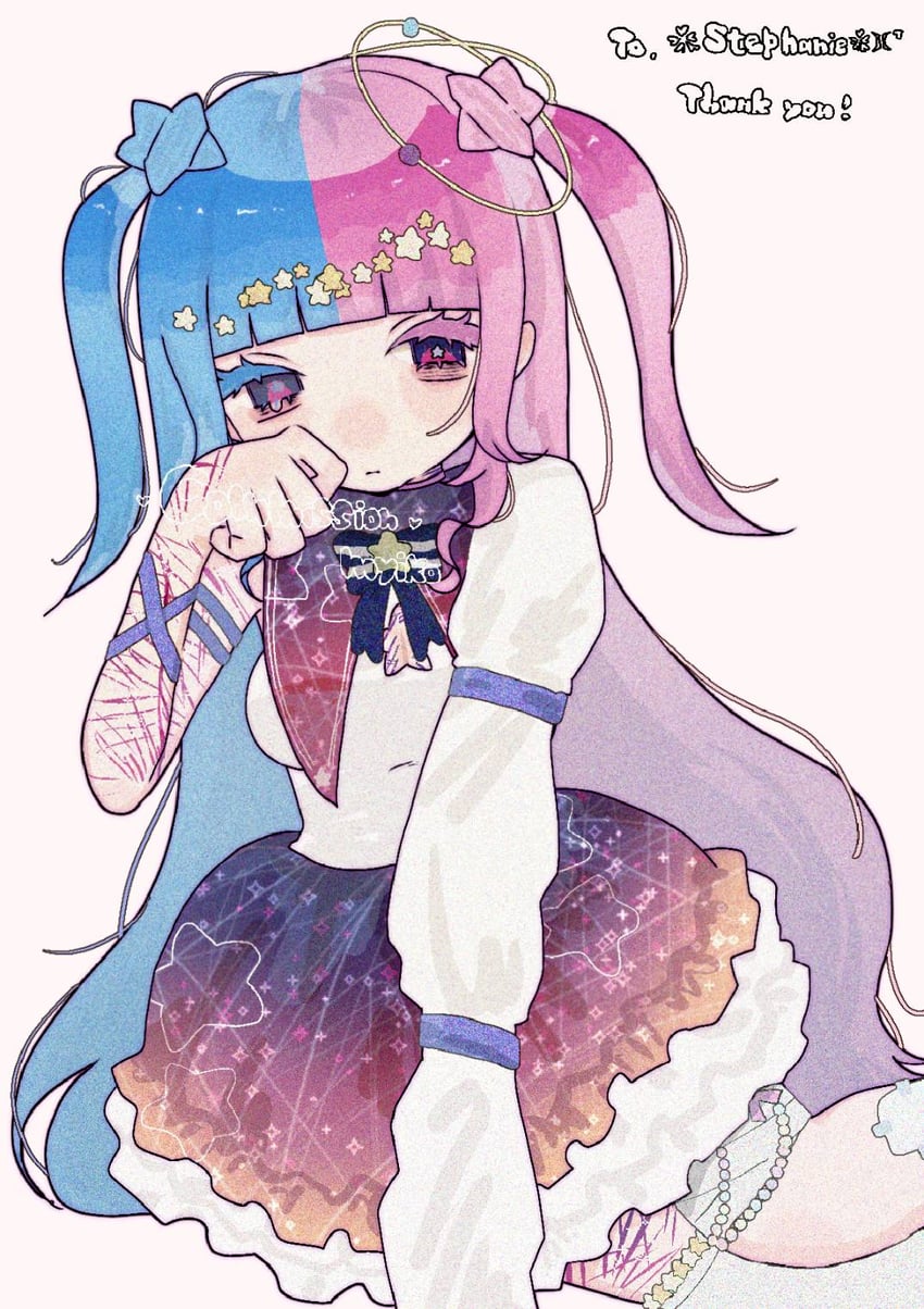 原创 1名女孩 呆滞脸 不对称袖子 眼袋 蓝色蝴蝶结