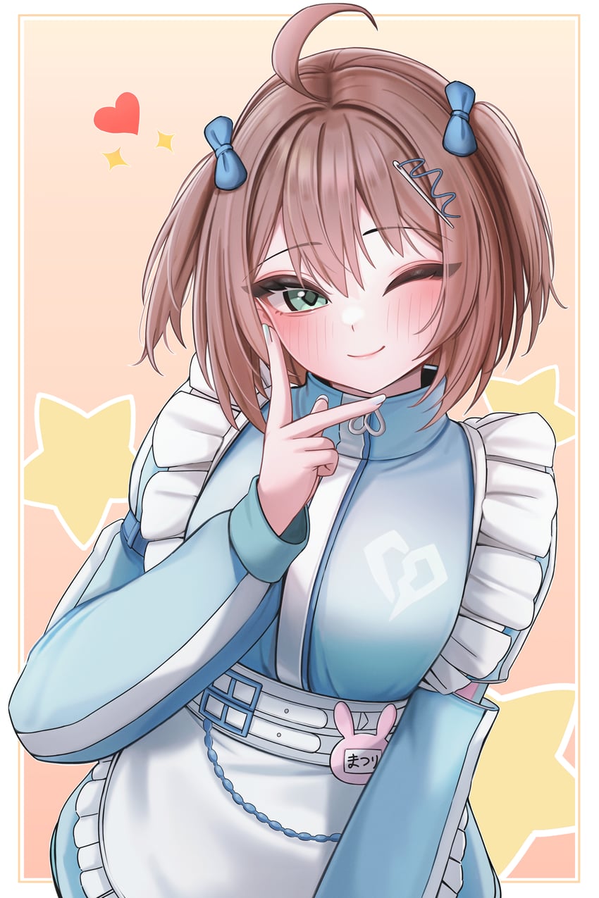 Hololive、夏色祭、夏色祭 (运动服女仆) 1名女孩 呆毛 蓝色连衣裙 蓝色指甲 棕发
