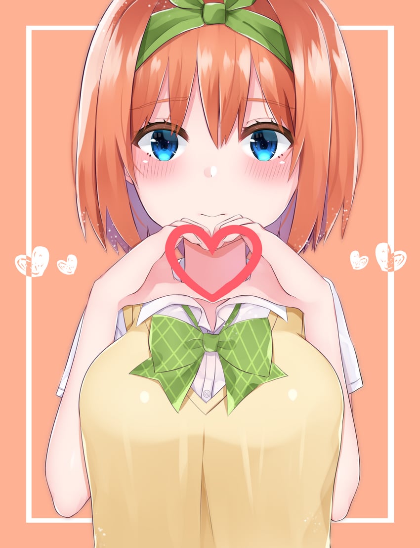 五等分的新娘、中野四叶 1名女孩 猫嘴脸 旭山高校校服 蓝眼 脸红