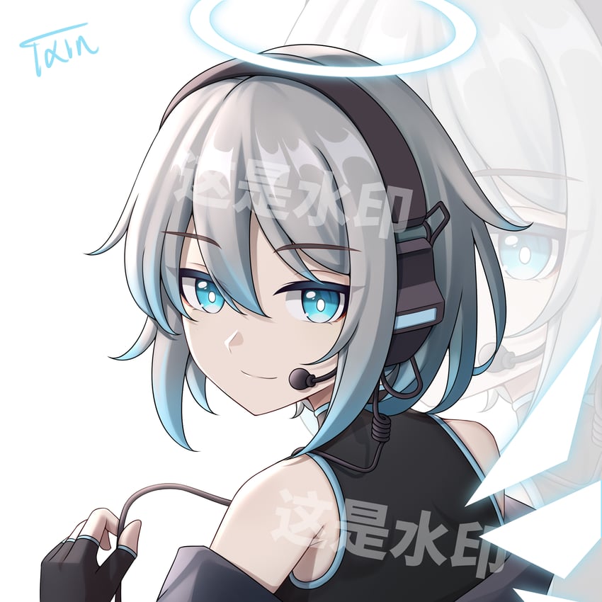 原创 1名女孩 露肩 黑色手套 黑衬衫 蓝眼