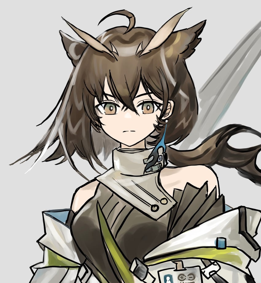 明日方舟、赫默、淬羽赫默 1名女孩 呆毛 露肩 黑色连衣裙 棕眼睛