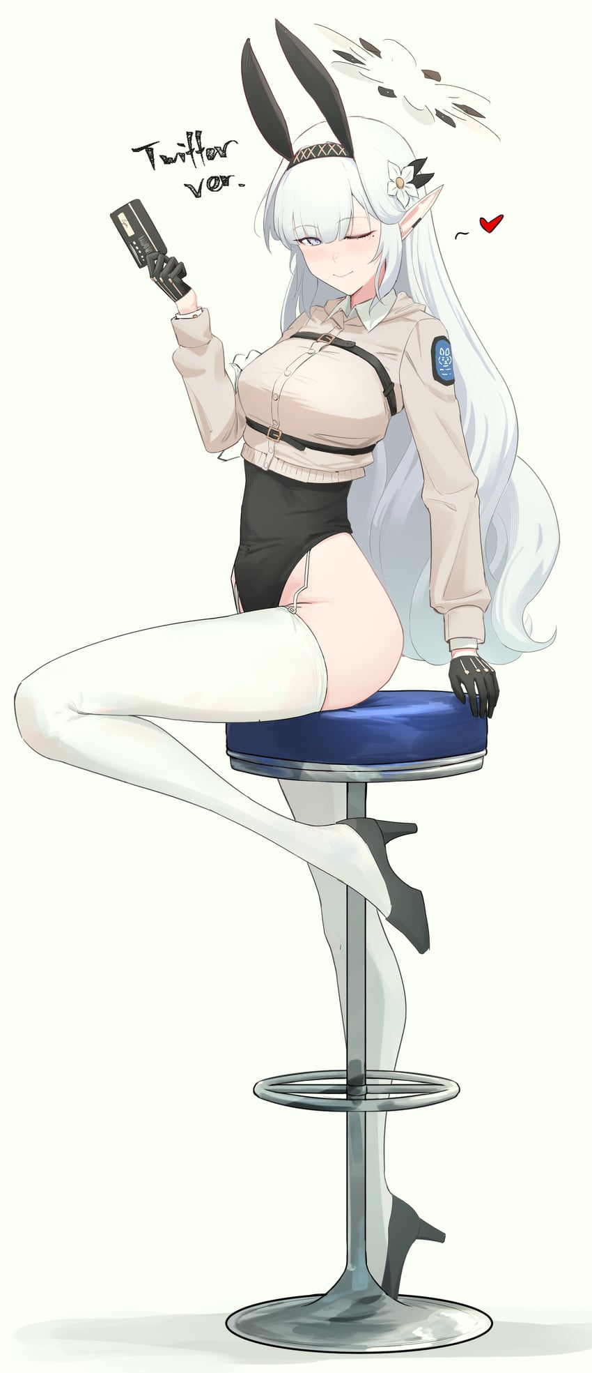 蔚蓝档案、明星日鞠 (蔚蓝档案) 1名女孩 兽耳发箍 兽耳 吧台凳 黑卡