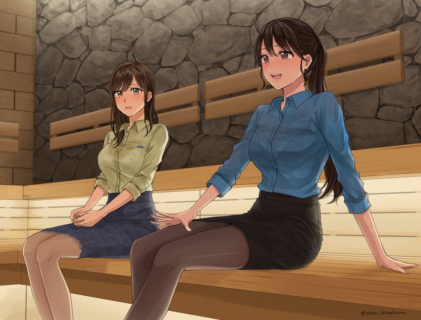 原创 2名女孩 作者名 黑发 黑色裙子 蓝色衬衫