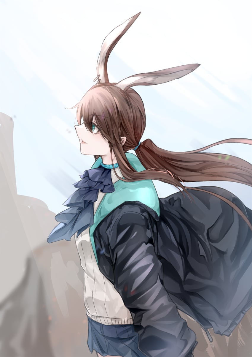 明日方舟、阿米娅 (明日方舟) 1名女孩 兽耳 阿斯科特领巾 黑色夹克 蓝色细领带