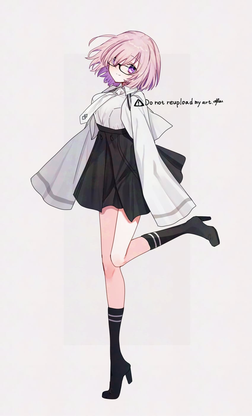 Fate/Grand Order、Fate系列、玛修·基列莱特 1名女孩 黑框眼镜 黑色裙子 迦勒底标志 有领衬衫