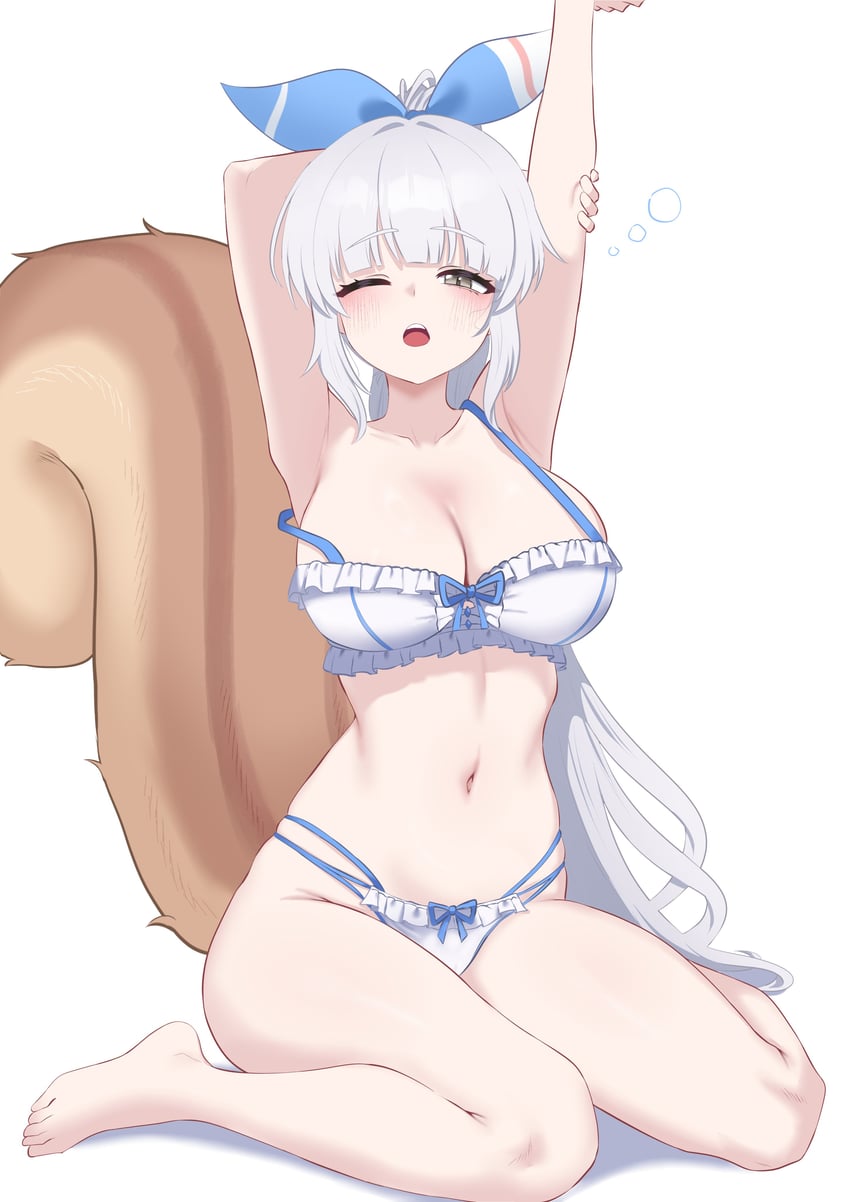 原创 1名女孩 腋下 举起双手 裸臂 露肩