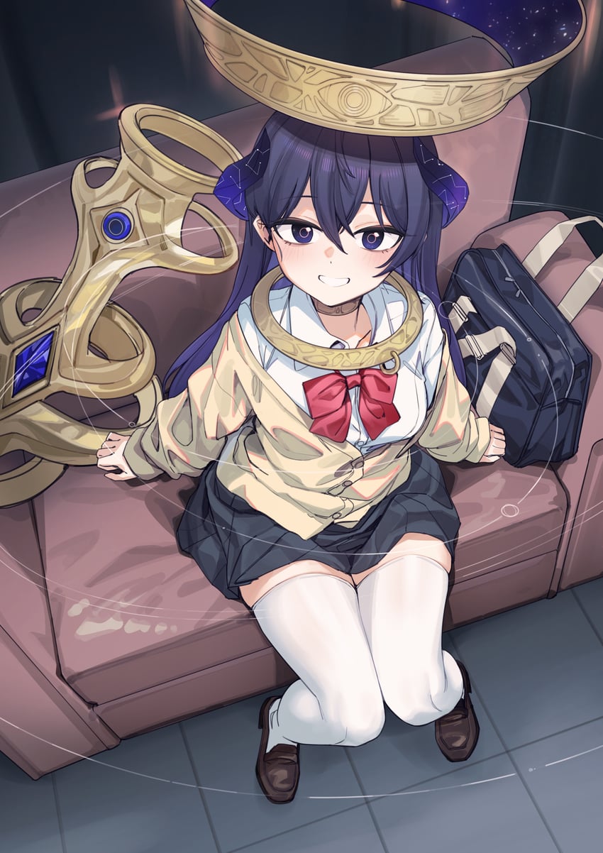 原创 1名女孩 包 黑发 黑色裙子 蓝眼