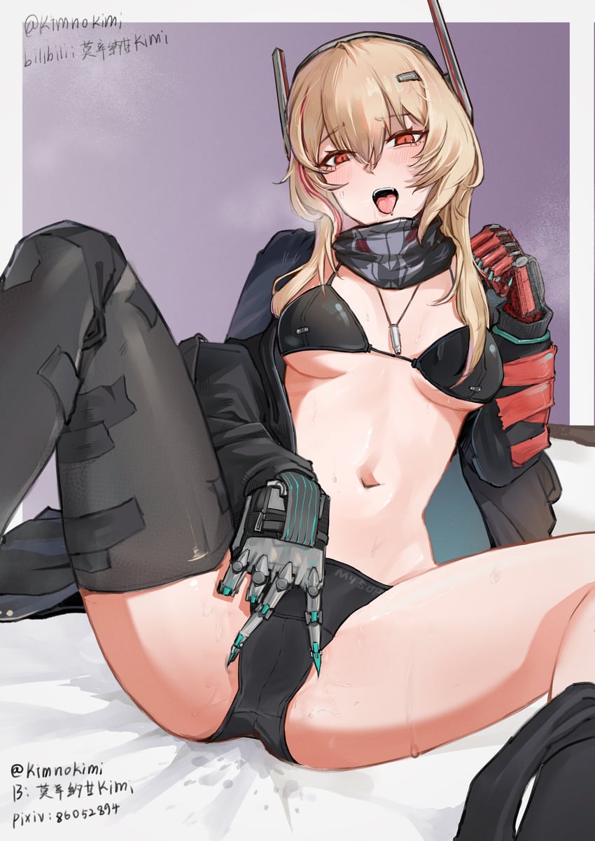 少女前线、少女前线2：追放、M4 SOPMOD II (少女前线) 1名女孩 手放在背后 手臂支撑 作者名 哔哩哔哩用户名