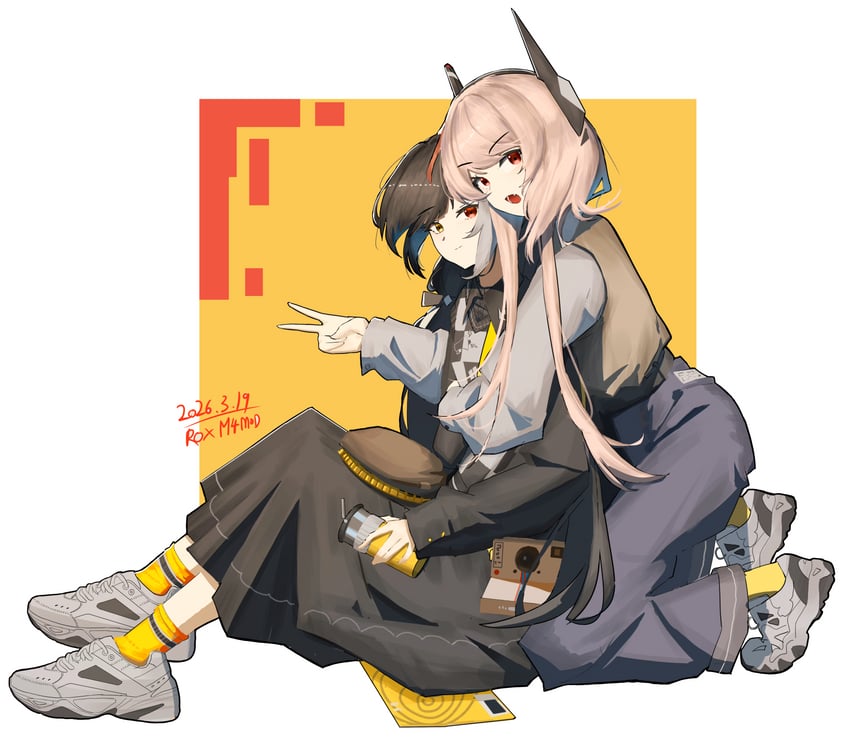 少女前线、M4 SOPMOD II (少女前线)、RO635 (少女前线) 2名女孩 替换服装 贝雷帽 黑发 黑色夹克