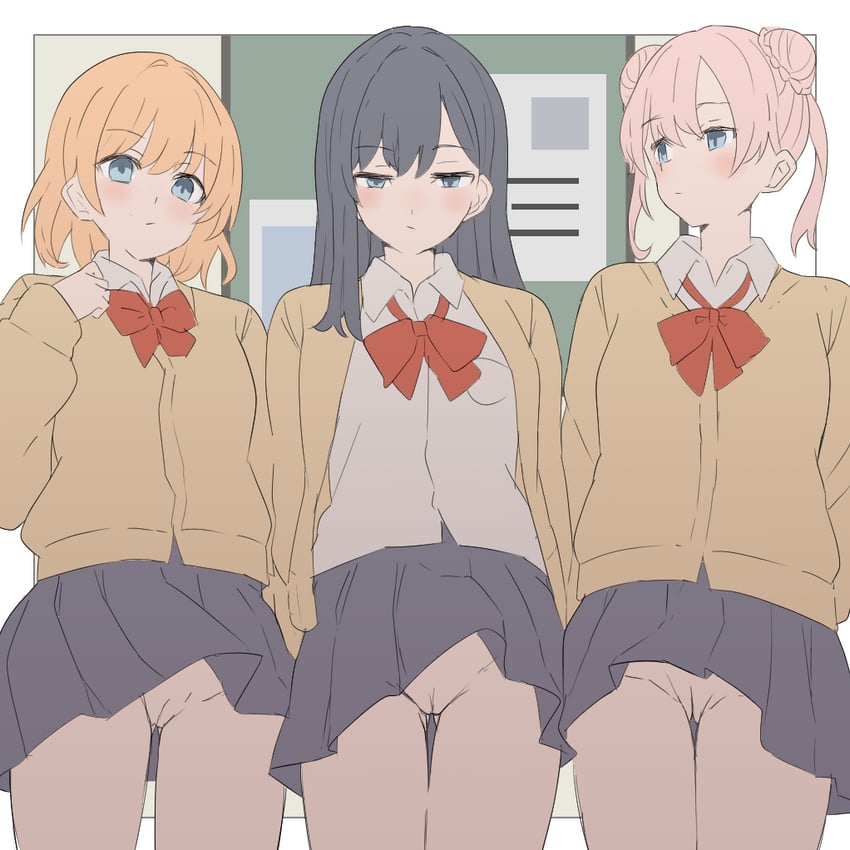 原创 3人女子 手臂放在侧边 手放在身体两侧 金发 蓝眼