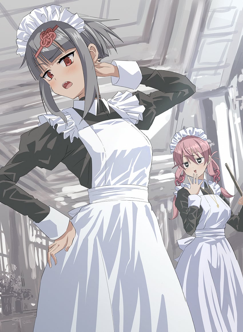 原创 2名女孩 :D 围裙 黑色连衣裙 乳房