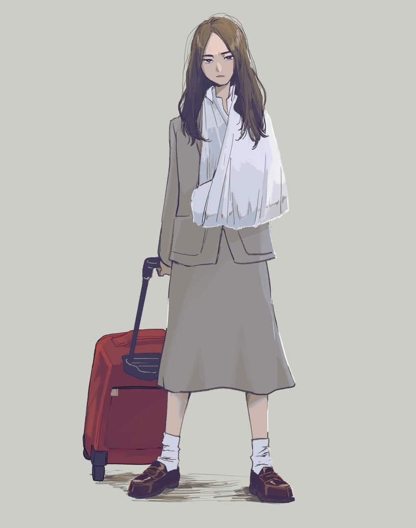 原创 1名女孩 手臂石膏 手臂吊带 棕发 棕色鞋子