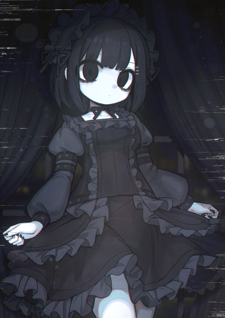 原创、黑崎丽华 (Ketopon) 1名女孩 黑色背景 黑色连衣裙 黑发 黑色指甲