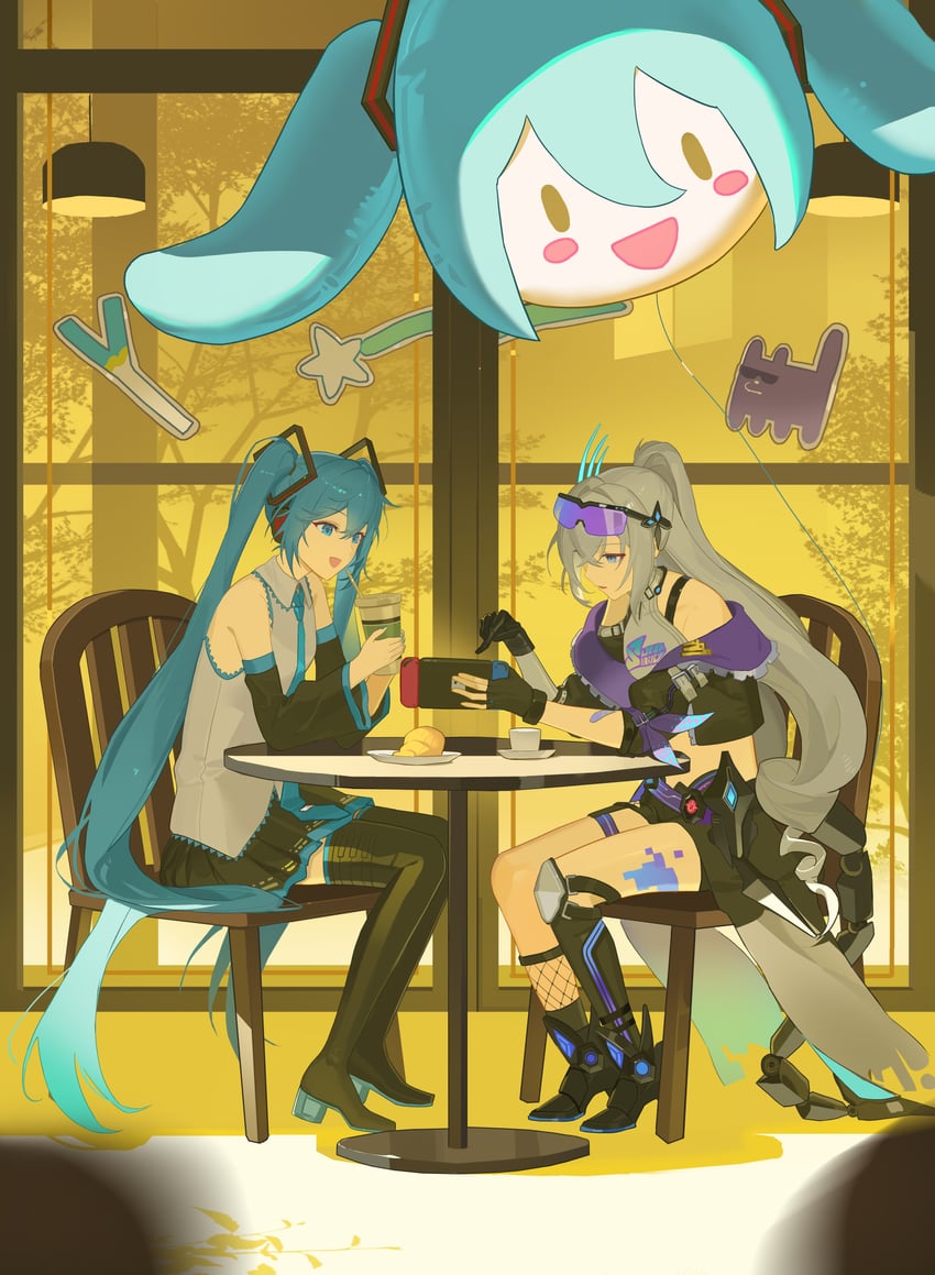 崩坏：星穹铁道、崩坏系列、VOCALOID 2名女孩 黑色夹克 黑色短裤 黑色裙子 黑色袖子