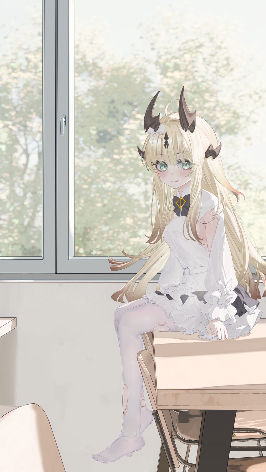 明日方舟、苇草、苇草 (年少) (明日方舟) 1名女孩 :p 呆毛 脸红 椅子
