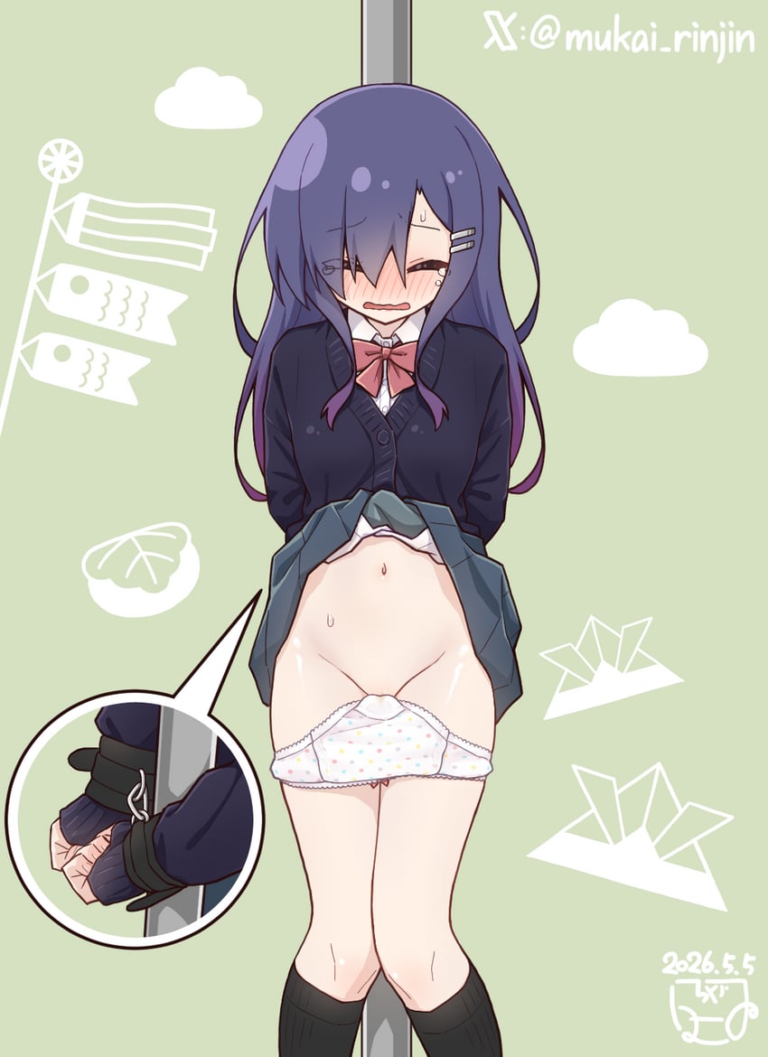 原创 1名女孩 黑色针织衫 黑袜 脸红 束缚