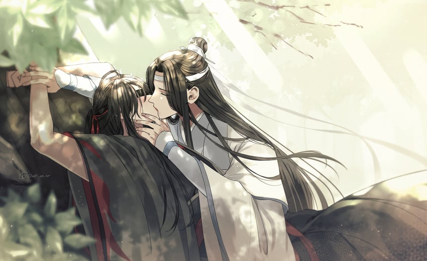 魔道祖师、蓝忘机、魏无羡 2个男孩 靠在树上 呆毛 举起双手 美少年