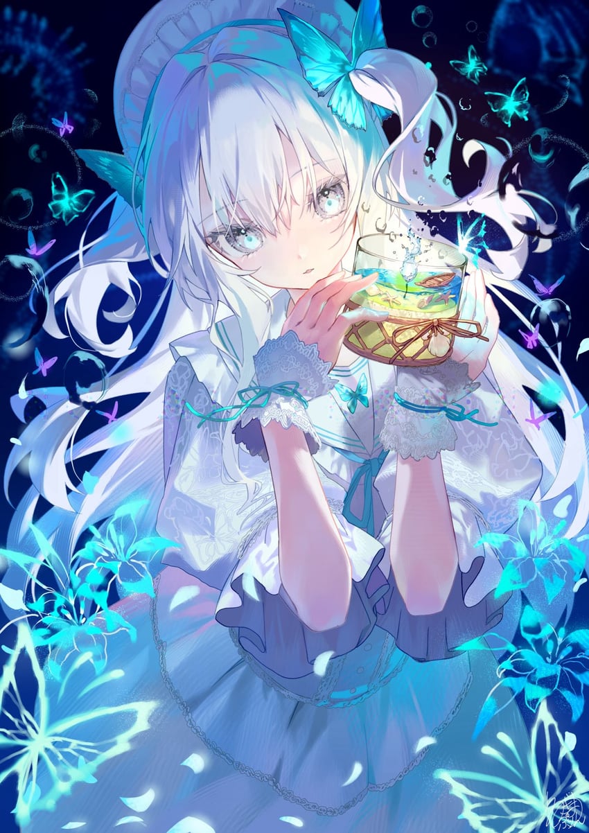 原创 1名女孩 虫子 蝴蝶 连衣裙 帽子