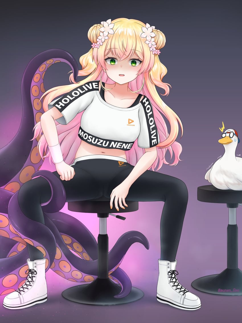 Hololive、Hololive英语、桃铃音音 1名女孩 反戴帽子 鸟 黑裤子 金发