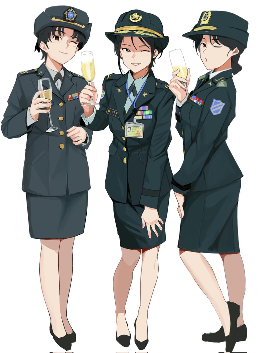原创 3人女子 惊讶 ;) 惊讶脸 黑鞋