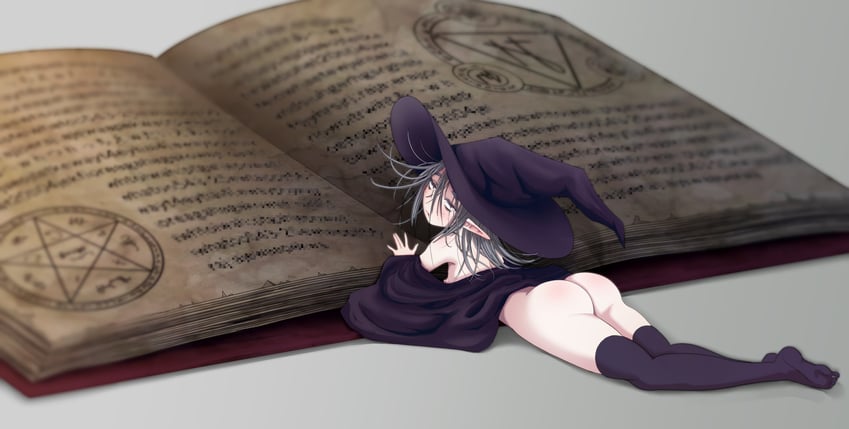 原创 1名女孩 屁股 黑斗篷 黑帽子 黑色过膝袜