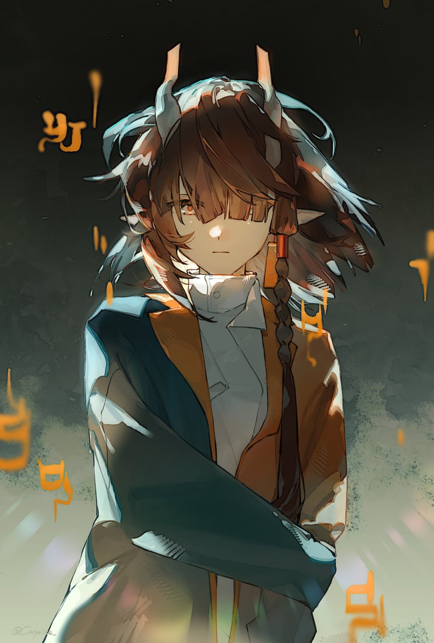 明日方舟、杰 (明日方舟) 1名女孩 黑色背景 棕发 闭嘴 灰色背景