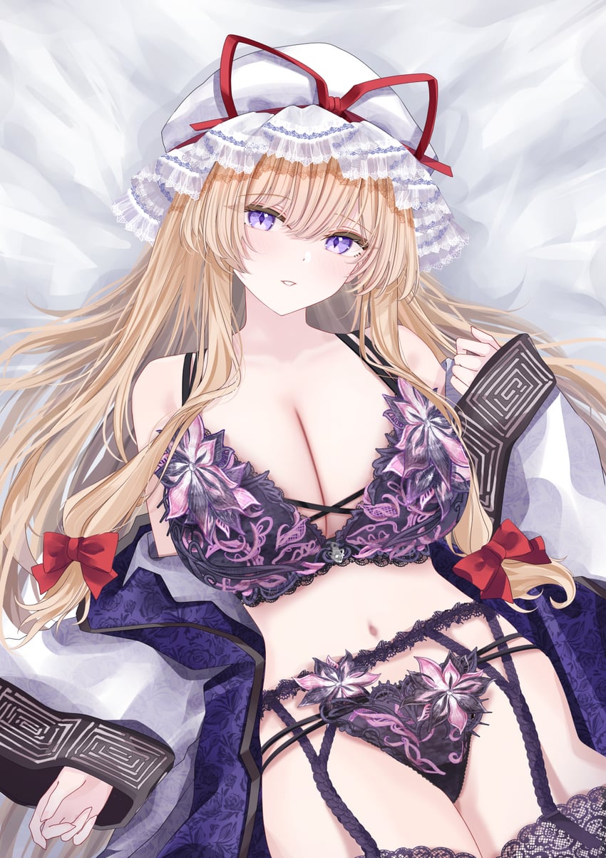 东方Project、八云紫 1名女孩 替换服装 金发 蝴蝶结 胸罩