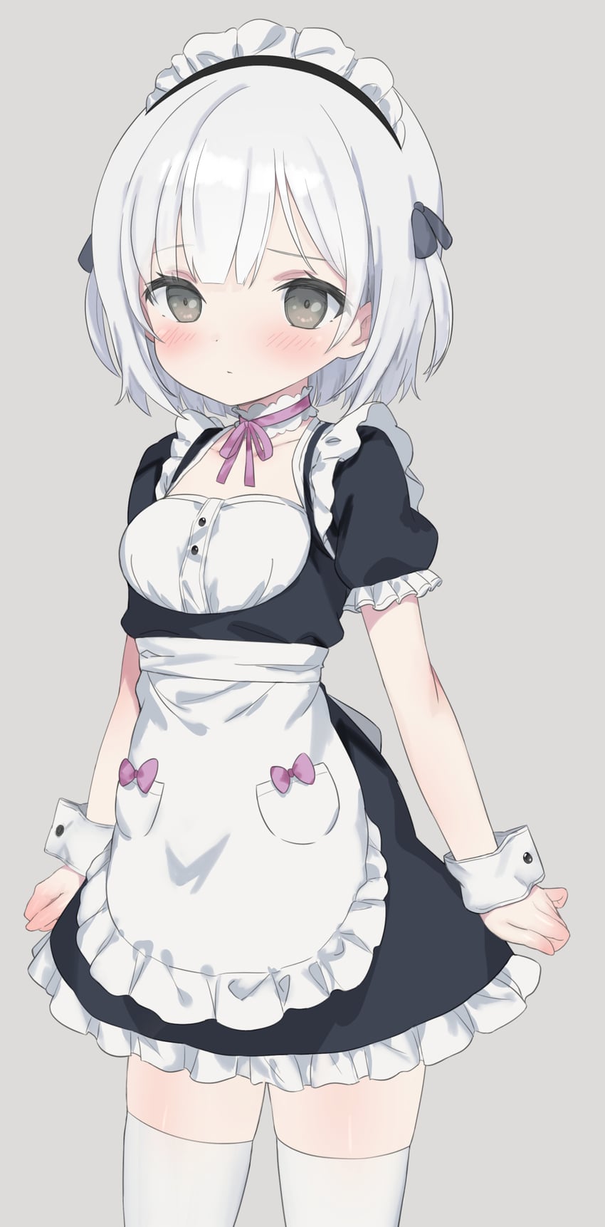 原创 1名女孩 围裙 黑色连衣裙 脸红 乳房