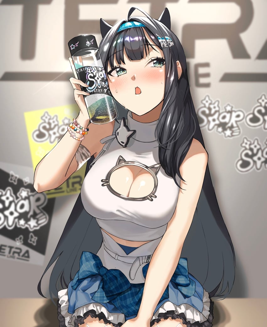 胜利女神：妮姬、薄荷 (妮姬) 1名女孩 腰带 黑发 蓝色发带 蓝裙子