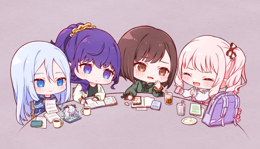 世界计划、VOCALOID、25点初音 1个其他角色 25点，在Nightcord。 (世界计划) 4个女孩 :D 背包