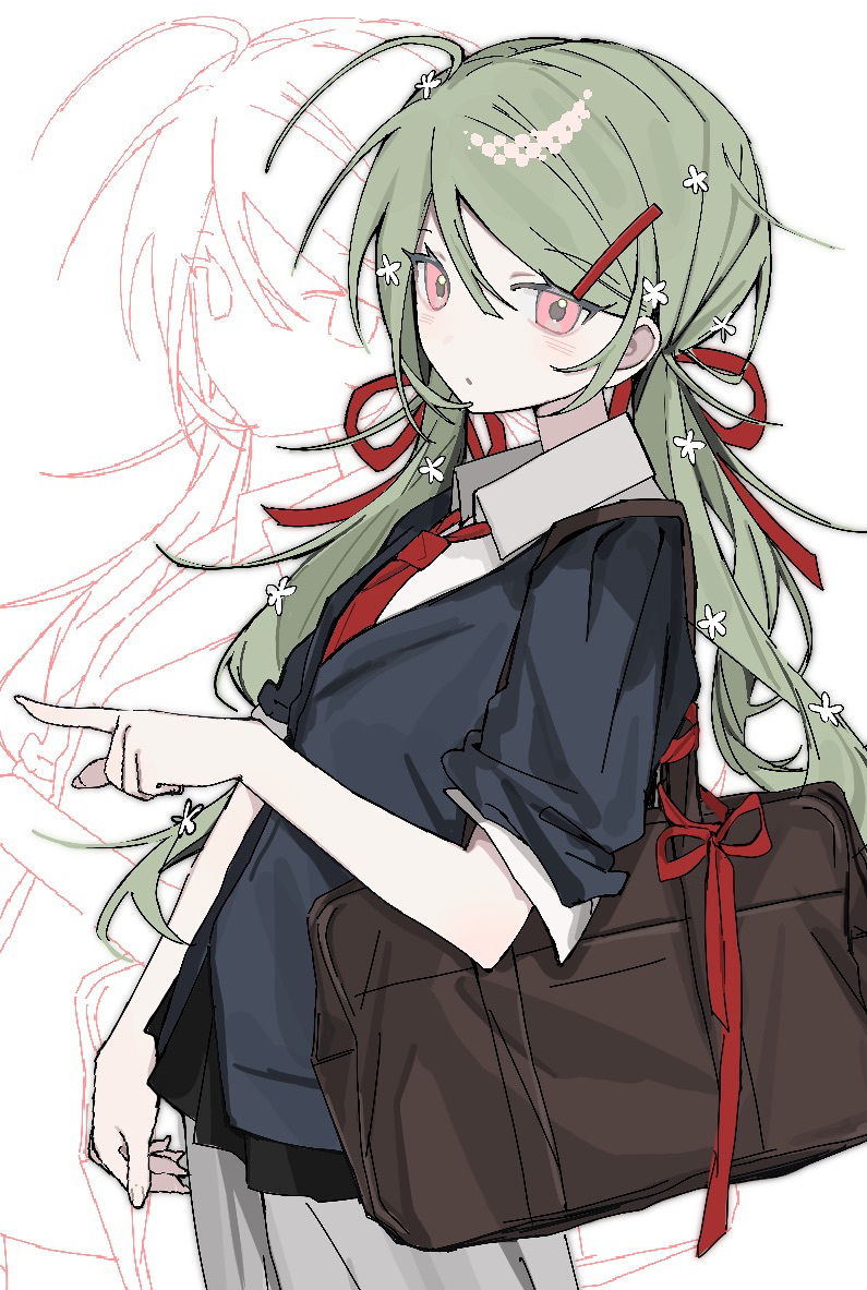 原创 1名女孩 呆毛 包 黑色夹克 脸红