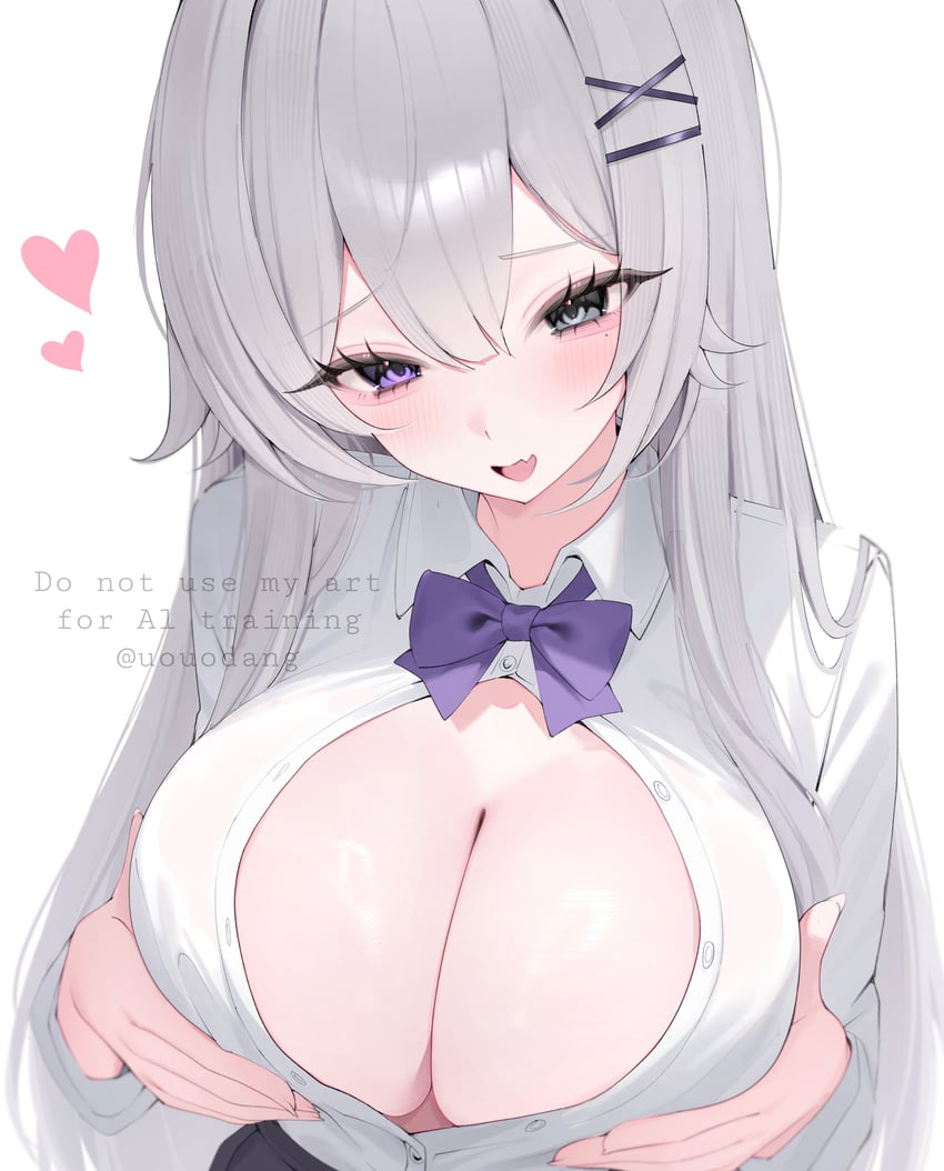 个人势虚拟主播、汤浅 (Vtuber) 1名女孩 举起双手 作者名 黑色裙子 蝴蝶结