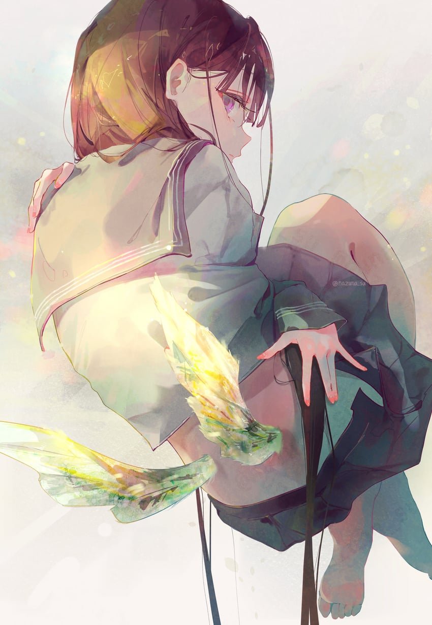 原创 1名女孩 赤脚 蓝裙子 棕发 闭嘴