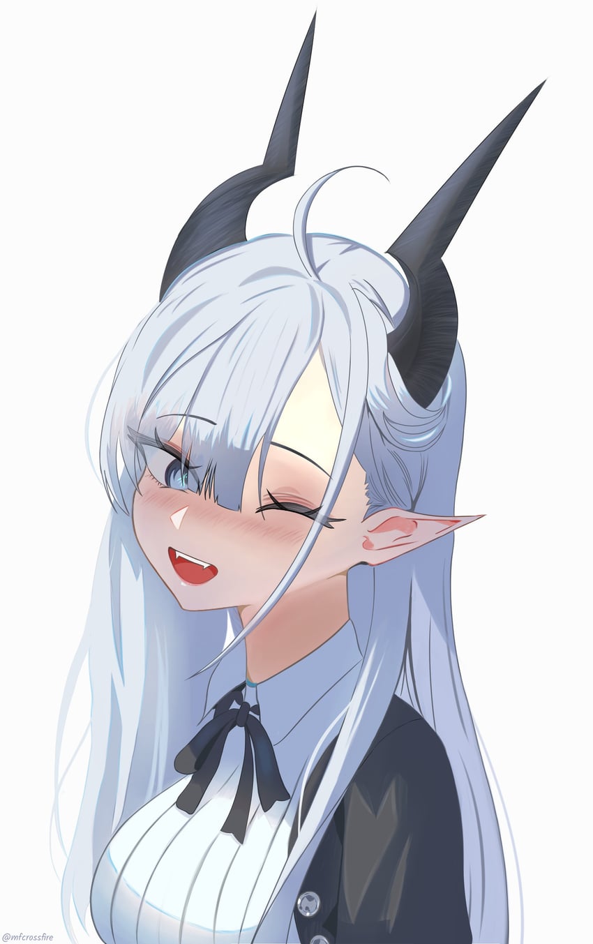 原创、蒂亚 (Nekojira) 1名女孩 呆毛 黑角 乳房 交叉绑带衣服