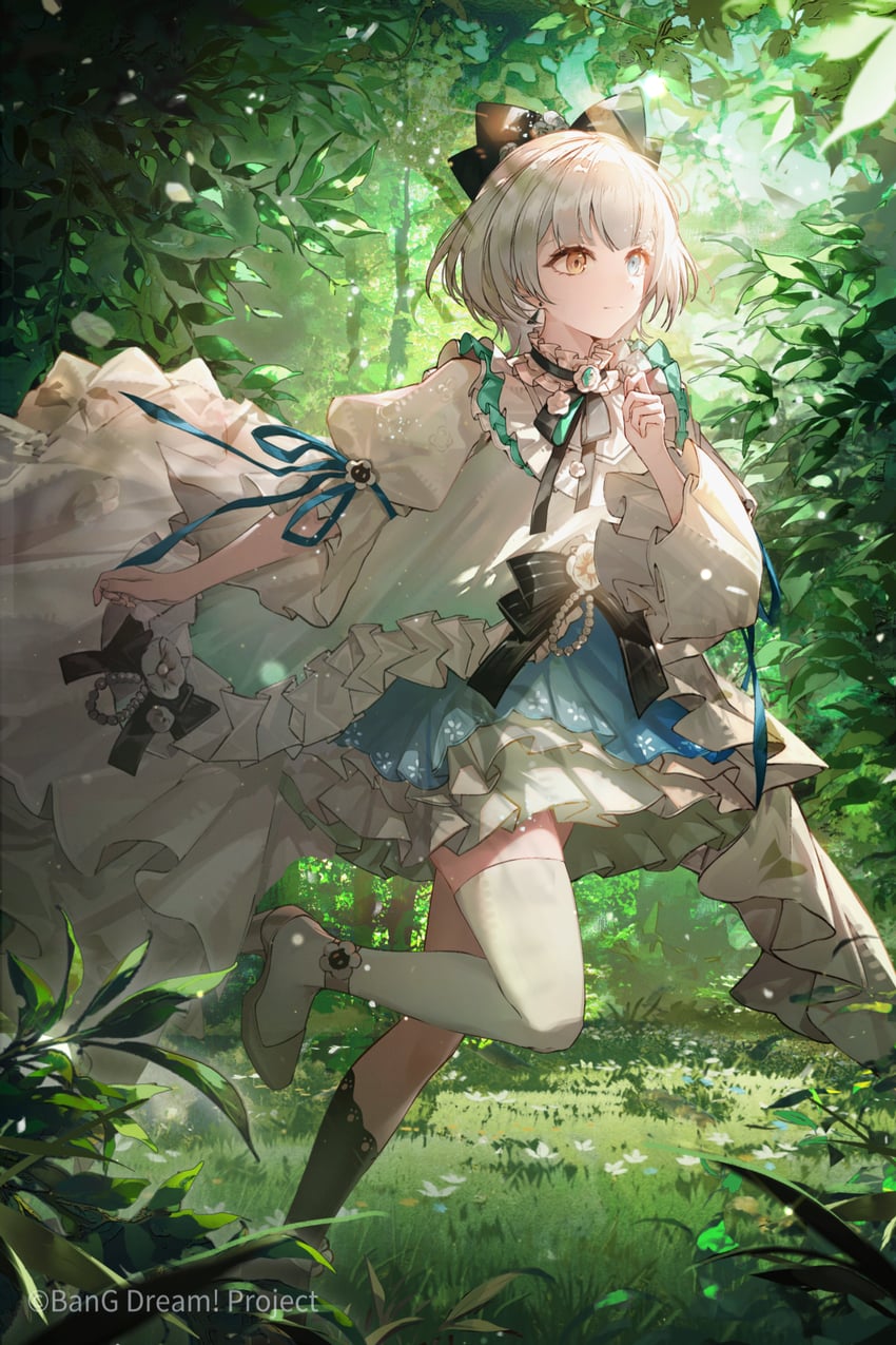 BanG Dream!、Bang Dream! It's MyGO!!!!!、要乐奈 1名女孩 不对称腿部穿着 黑色蝴蝶结 黑色丝带 黑袜