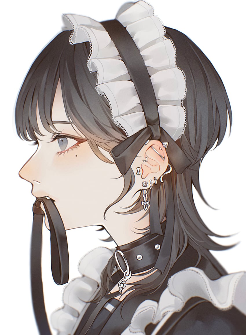 原创 1名女孩 动物项圈 杠铃穿刺 黑领 黑发
