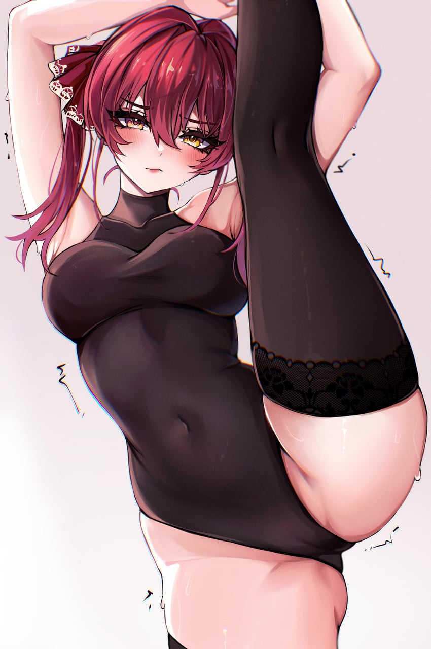 Hololive、宝钟玛琳、宝钟玛琳 (第一套服装) 1名女孩 腋下 举起双手 黑色紧身连体衣 黑色过膝袜