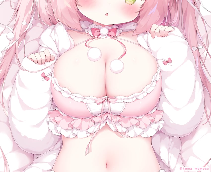 原创 1名女孩 惊讶 脸红 蝴蝶结 蝶形领结