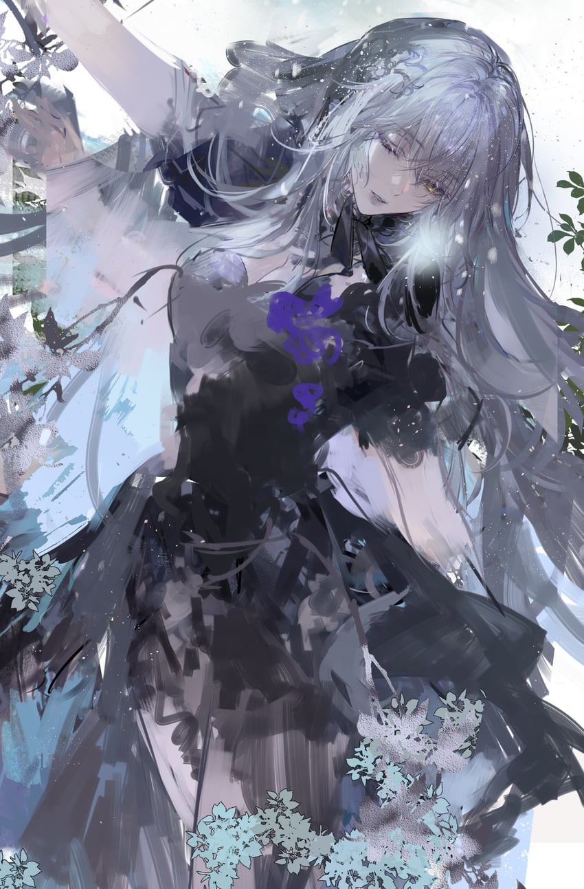 原创 1名女孩 黑色连衣裙 胸部镂空 服装镂空 连衣裙