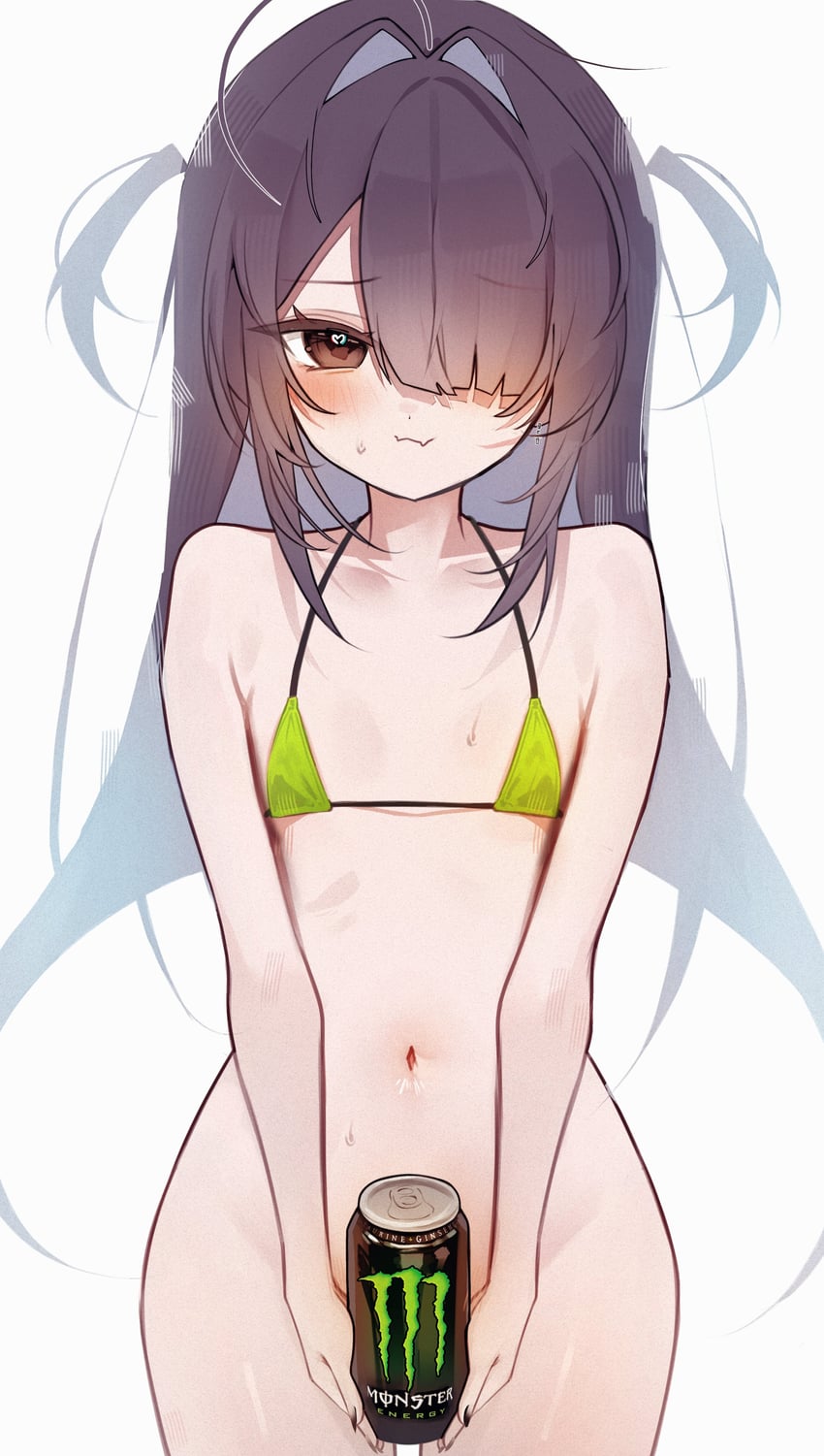 原创 1名女孩 露肩 比基尼 黑发 黑色指甲