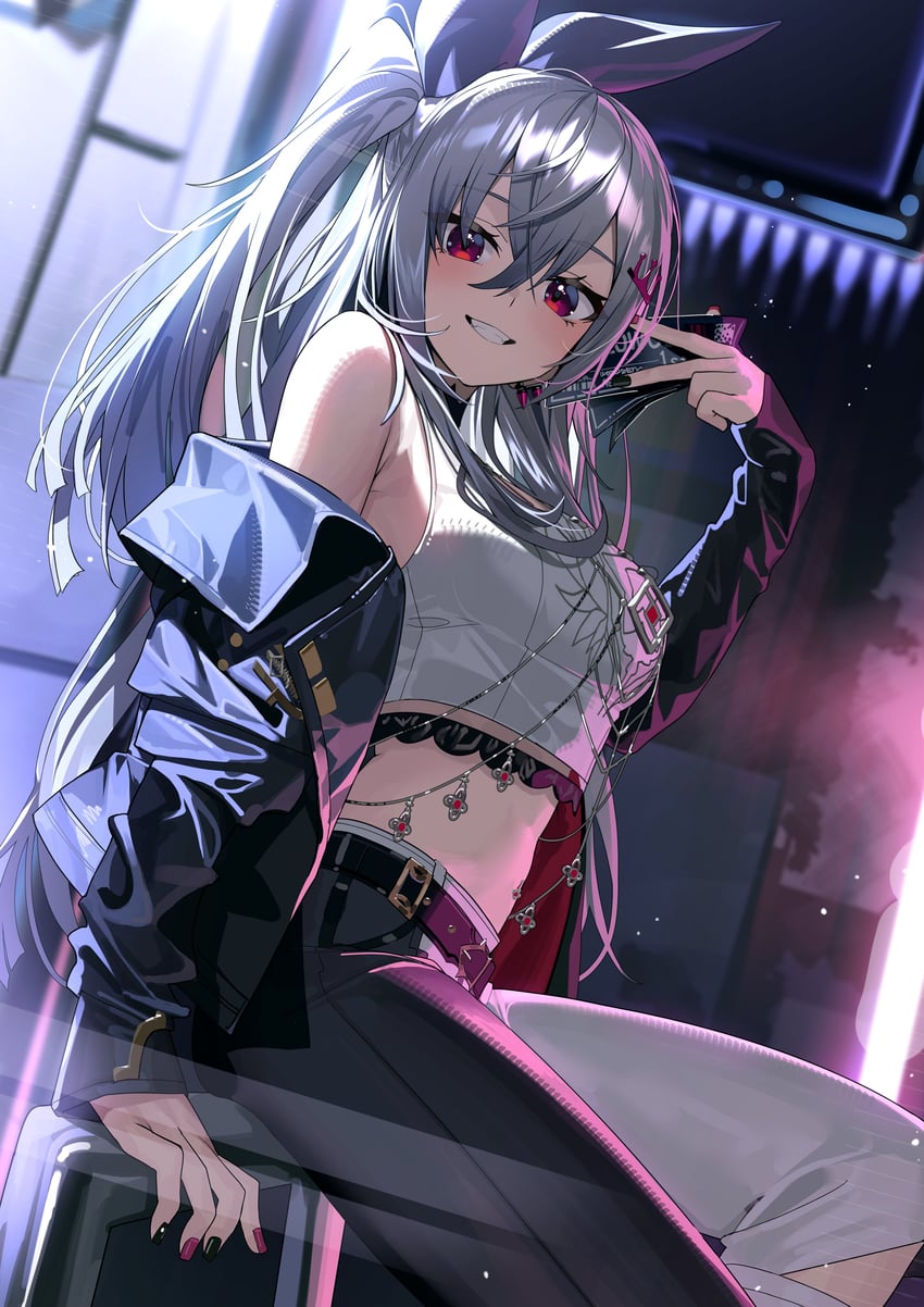 Hololive、hololive DEV_IS、猪崎理央那 1名女孩 露肩 黑色夹克 黑色指甲 黑裤子