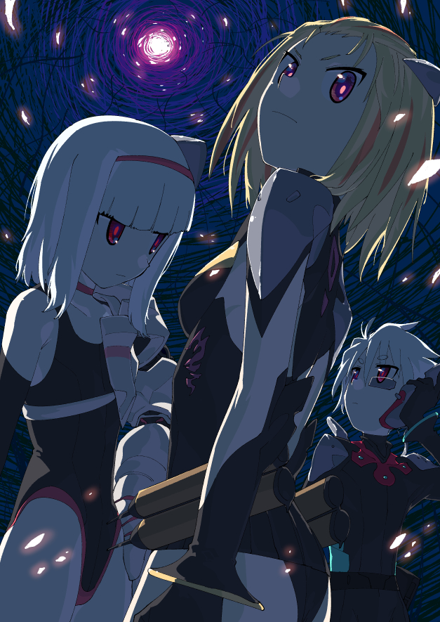 轻拍翻转小魔女、托托（Flip Flappers）、弥弥加 1名男孩 2名女孩 手臂放在侧边 黑色紧身连体衣 金发