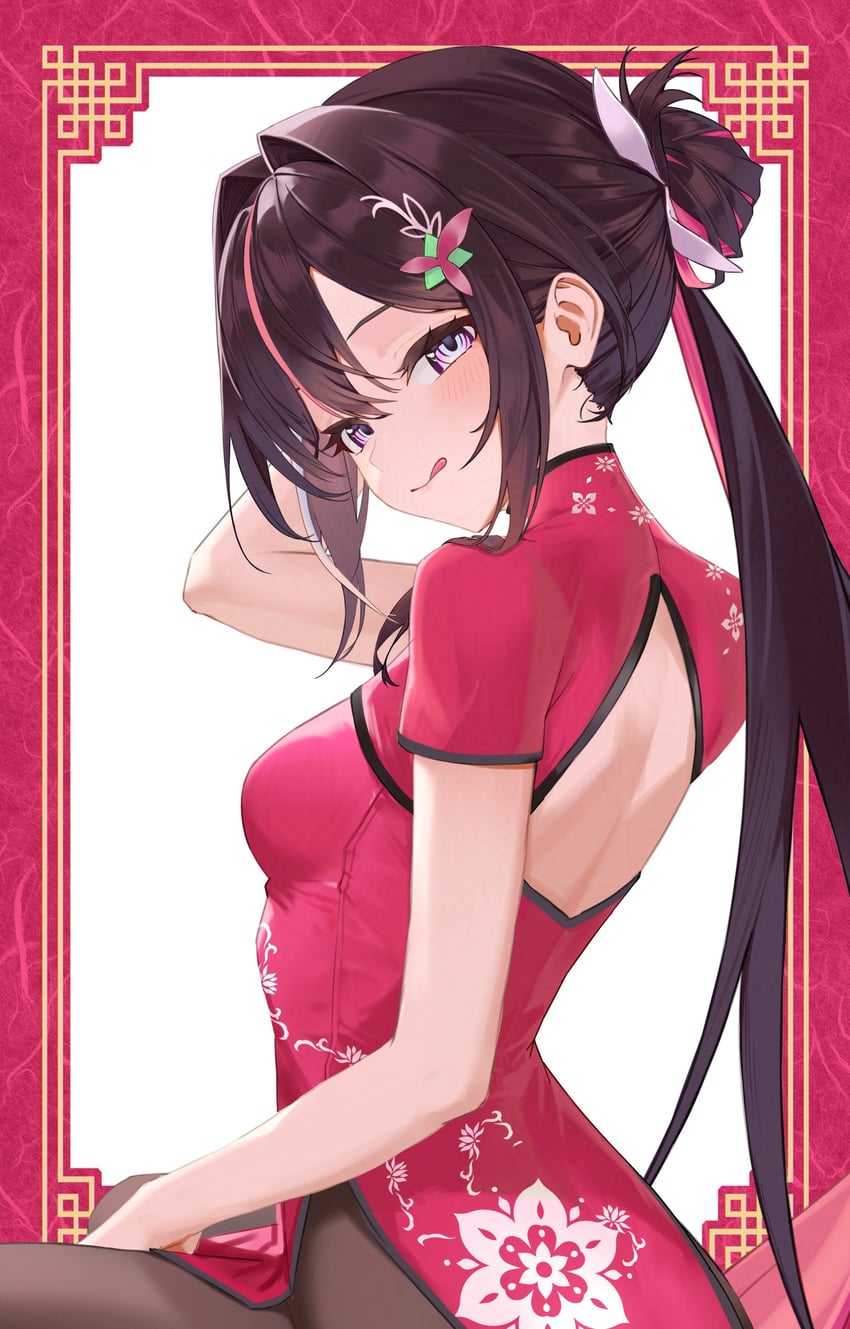 Hololive、AZKi 1名女孩 替换服装 举手 露背 黑发