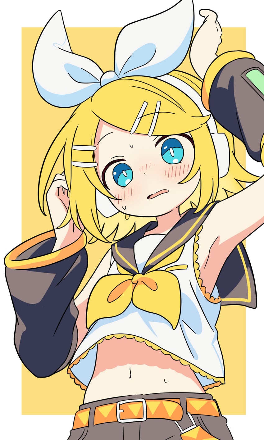 VOCALOID、镜音铃 1名女孩 举手 腋下 露肩 腰带