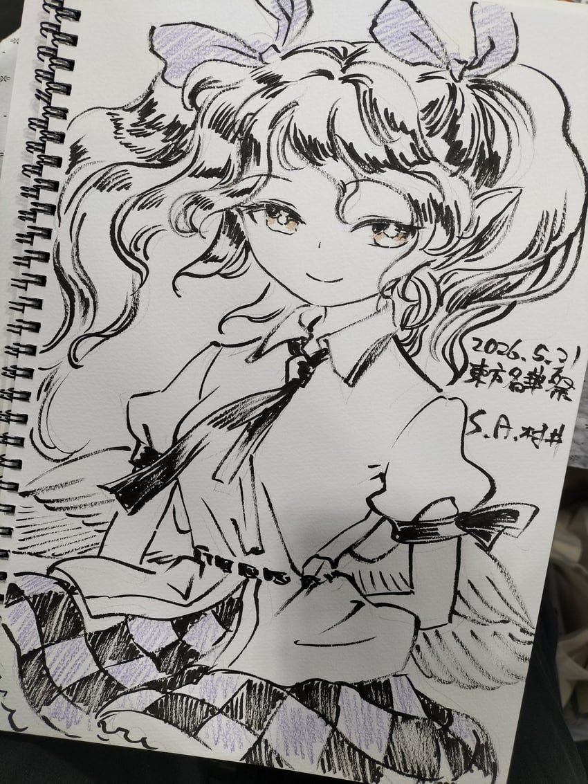 东方Project、姬海棠羽立 1名女孩 双手背在身后 鸟翼 蝴蝶结 格纹衣服