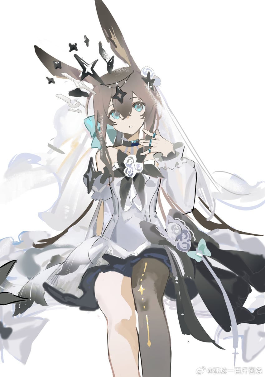 明日方舟、阿米娅 (明日方舟)、阿米娅 (医疗) (明日方舟) 1名女孩 兽耳 不对称腿部穿着 蓝眼 棕发